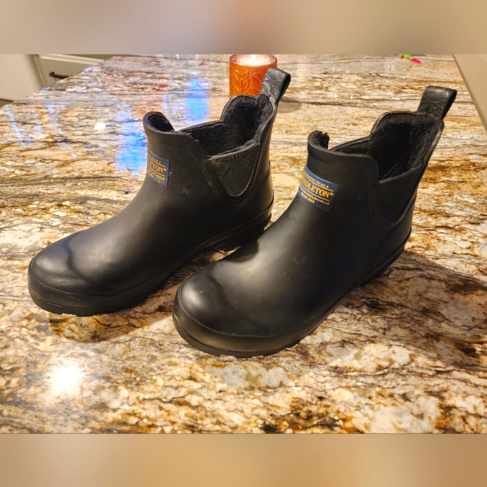 Pendleton rubber shorts boots